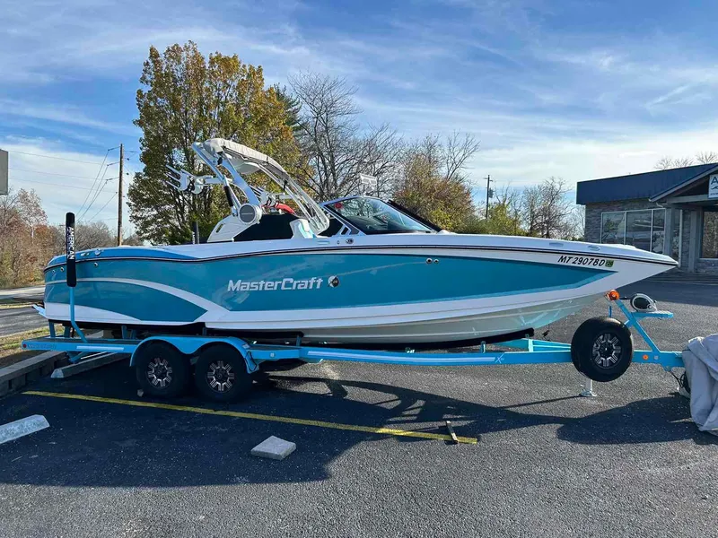 The Image of MasterCraft X26 2019 - 1