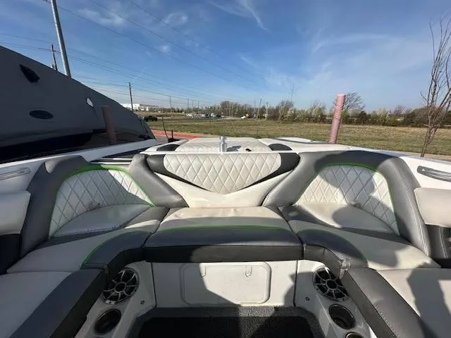 Slide: The Image of Tigé RZ2 2013 - 7