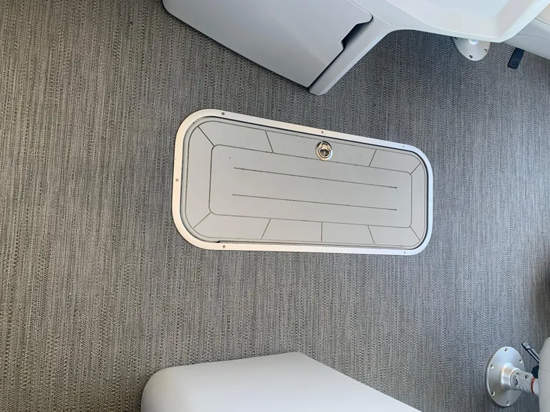 Slide: The Image of Godfrey Sweetwater 2286SB 2023 - 4