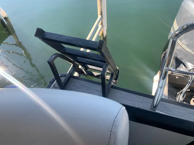 Slide: The Image of Godfrey Sweetwater 2286SB 2023 - 8