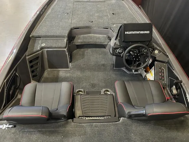 Slide: The Image of Skeeter ZXR 20 W/Yamaha 250 "SHO" 2025 - 8