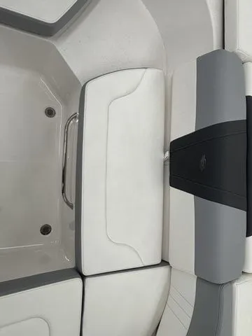 Slide: The Image of Chaparral 23 SSi 2025 - 20