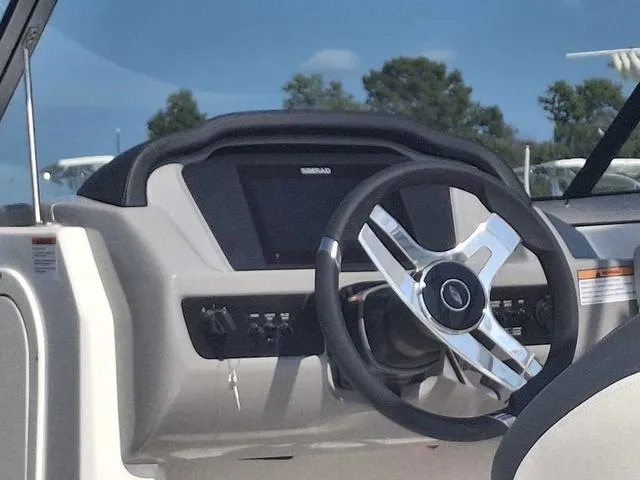 Slide: The Image of Chaparral 23 SSi 2025 - 5