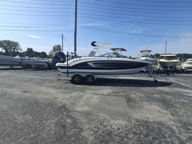 Slide: The Image of Chaparral 23 SSi 2025 - 7