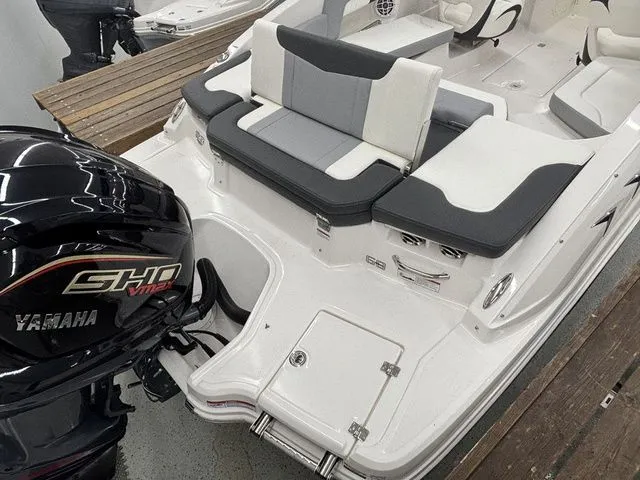 Slide: The Image of Chaparral 23 SSi 2025 - 9