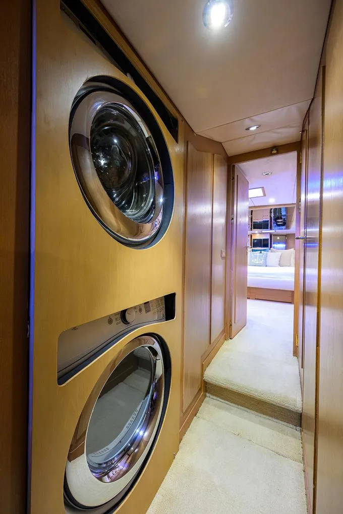 Slide: The Image of Companionway Laundry - 34