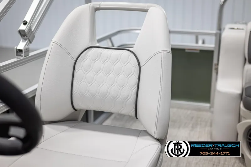 Slide: The Image of 2025 Avalon VENT CRB boat seat with elegant white upholstery and quilted design. - 36