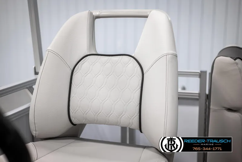 Slide: The Image of Luxurious white leather seat in 2025 Avalon VENT CR boat. - 29