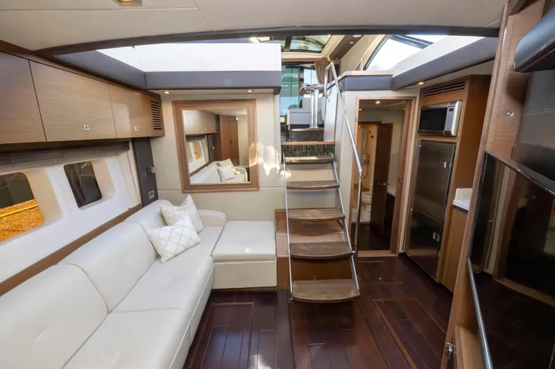 Slide: The Image of Sea Ray 510 Sundancer 2016 - 60