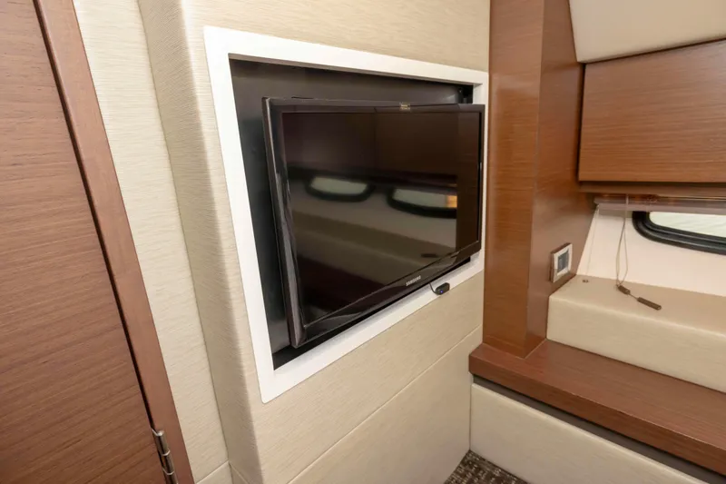 Slide: The Image of Sea Ray 510 Sundancer 2016 - 78