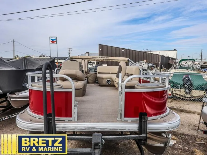 Slide: The Image of 2025 BASS BUGGY 18 DLX pontoon boat at Bretz RV & Marine dealership. - 3