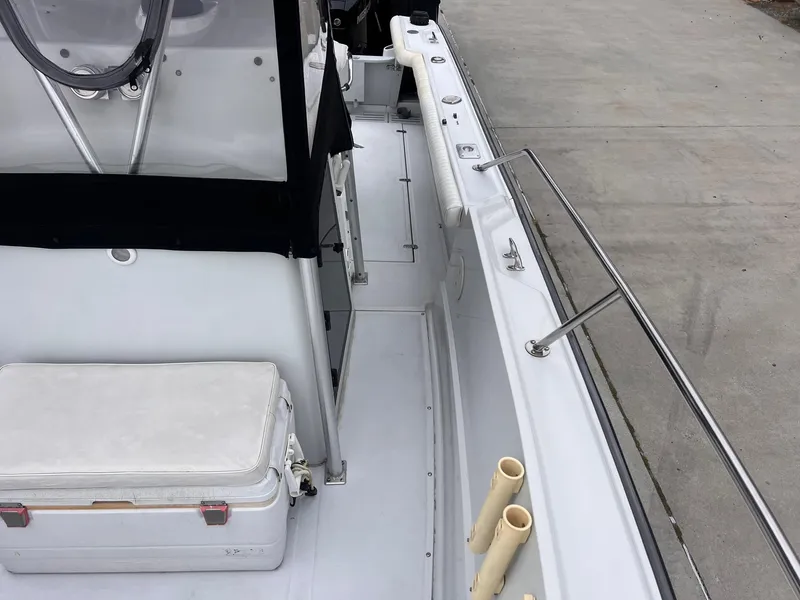 Slide: The Image of Boston Whaler Outrage 1994 - 15