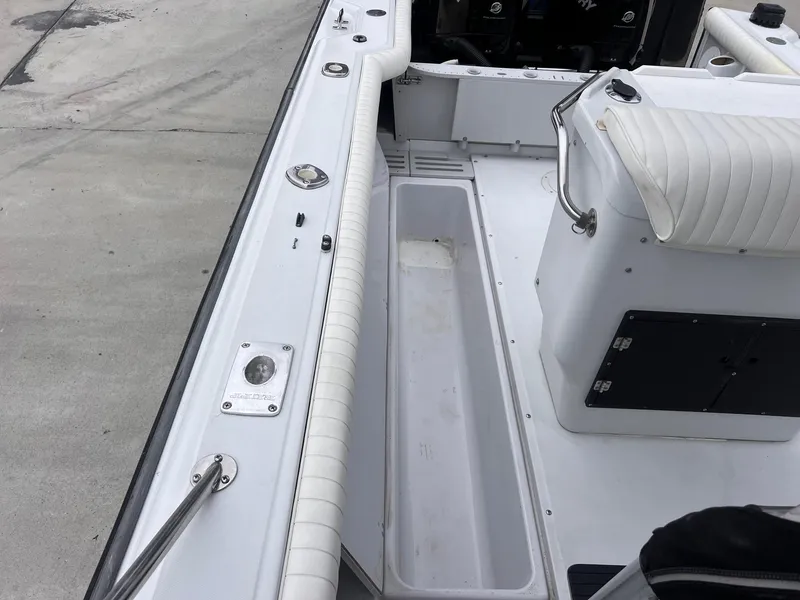 Slide: The Image of Boston Whaler Outrage 1994 - 18