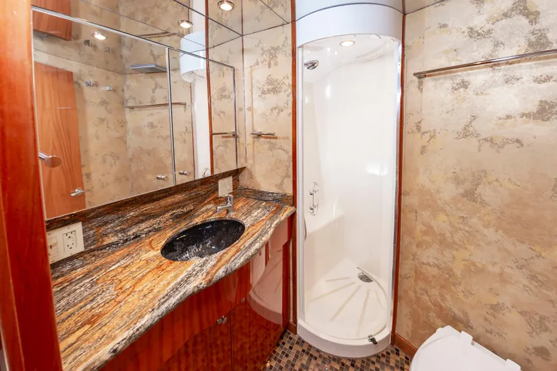 Slide: The Image of Hatteras 64 Motor Yacht Stabilized 2007 - 53