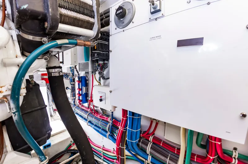 Slide: The Image of Hatteras 64 Motor Yacht Stabilized 2007 - 64