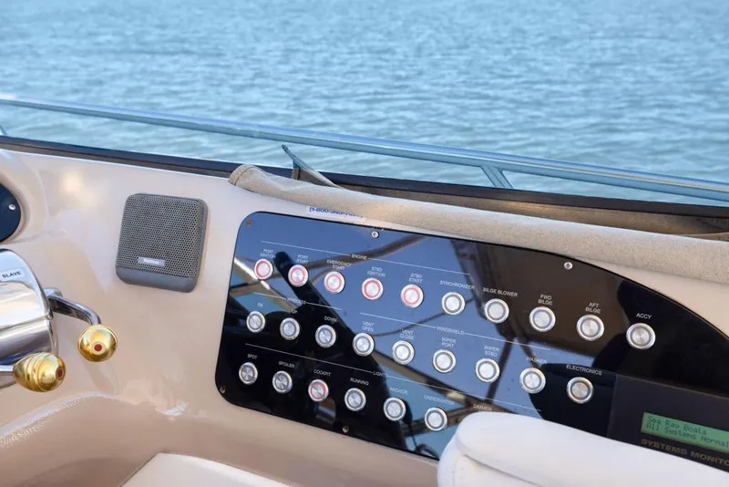 Slide: The Image of Sea Ray 460 Sundancer 2000 - 18