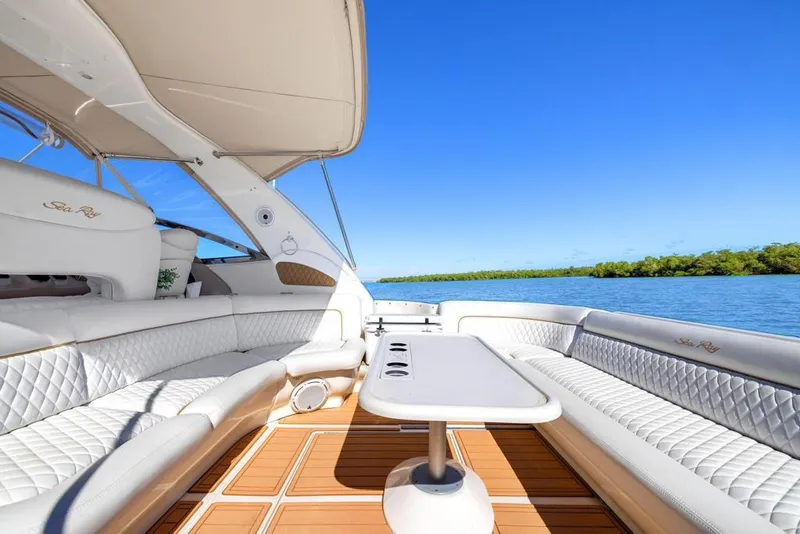 Slide: The Image of Sea Ray 460 Sundancer 2000 - 21