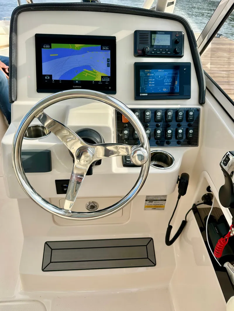 Slide: The Image of 8 - Helm - 8