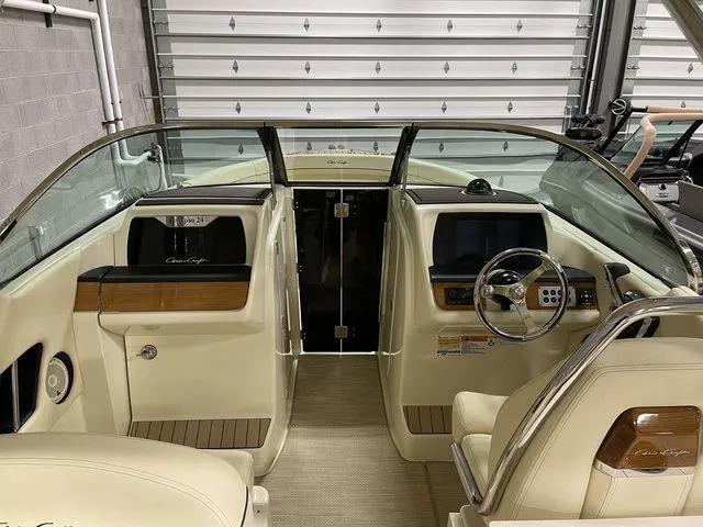 Slide: The Image of Chris-Craft Calypso 24 2023 - 10