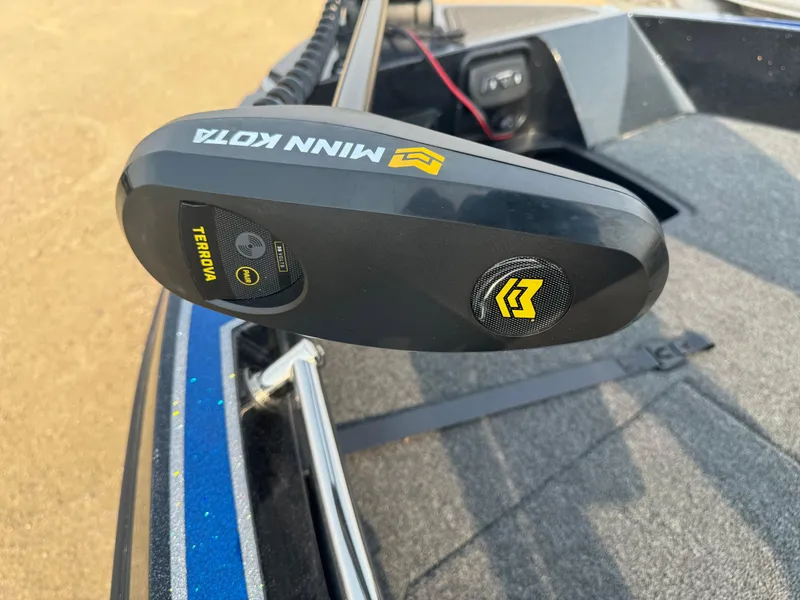 Slide: The Image of Minn Kota Terrova motor on 2024 Nitro ZV20 boat deck. - 19