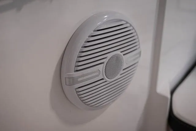 Slide: The Image of Yamaha 222FSH SPORT 2025 - 12