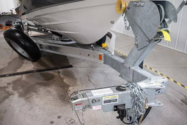 Slide: The Image of Yamaha 222FSH SPORT 2025 - 13