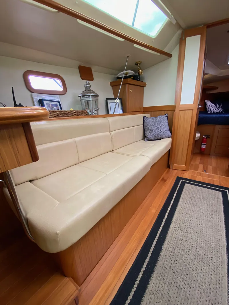 Slide: The Image of Marlow-Hunter Marlow Hunter 40 2014 - 55