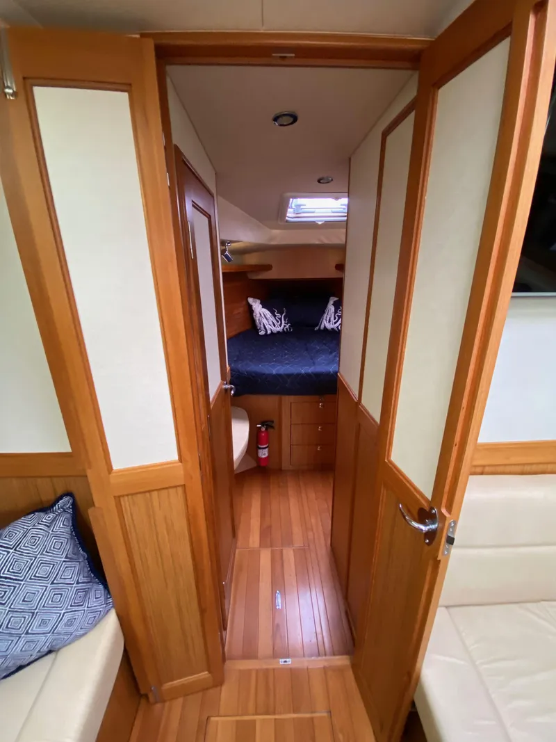 Slide: The Image of Marlow-Hunter Marlow Hunter 40 2014 - 57