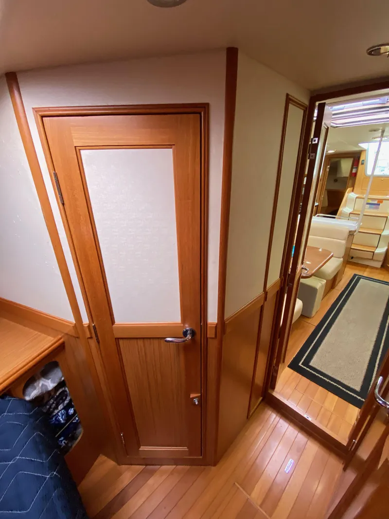 Slide: The Image of Marlow-Hunter Marlow Hunter 40 2014 - 61