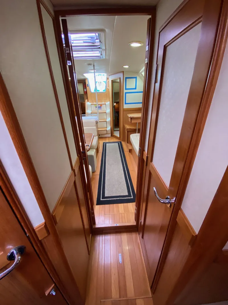 Slide: The Image of Marlow-Hunter Marlow Hunter 40 2014 - 63