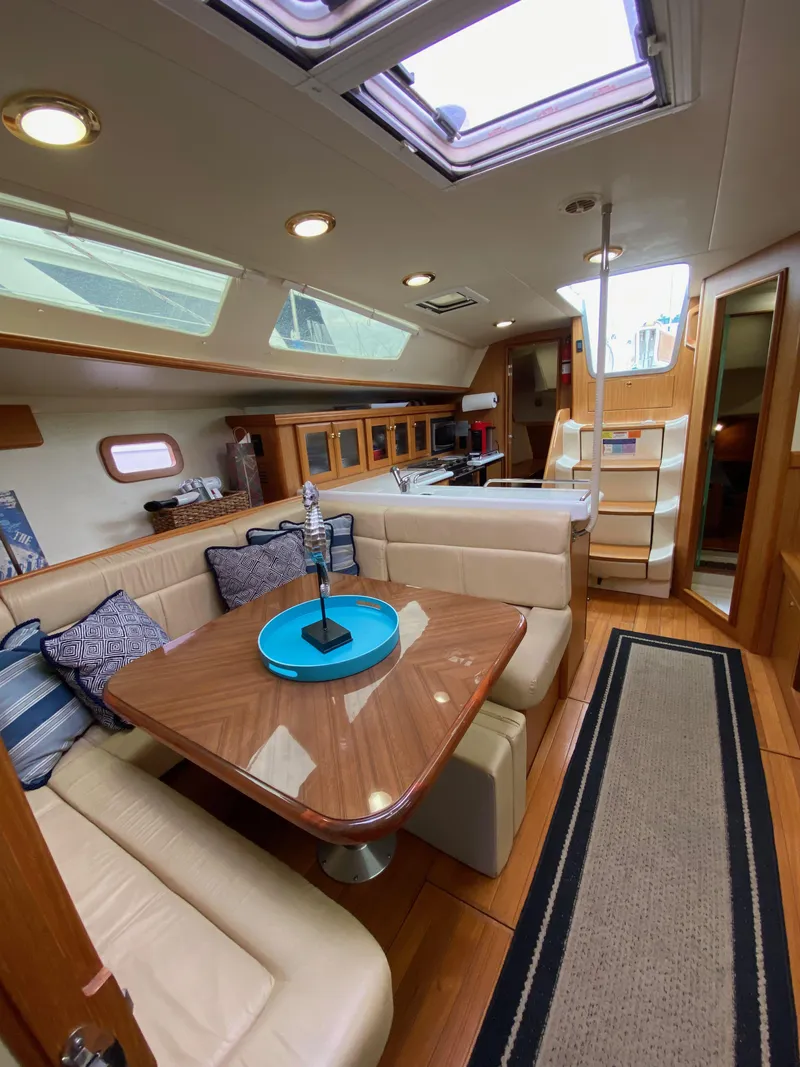 Slide: The Image of Marlow-Hunter Marlow Hunter 40 2014 - 65