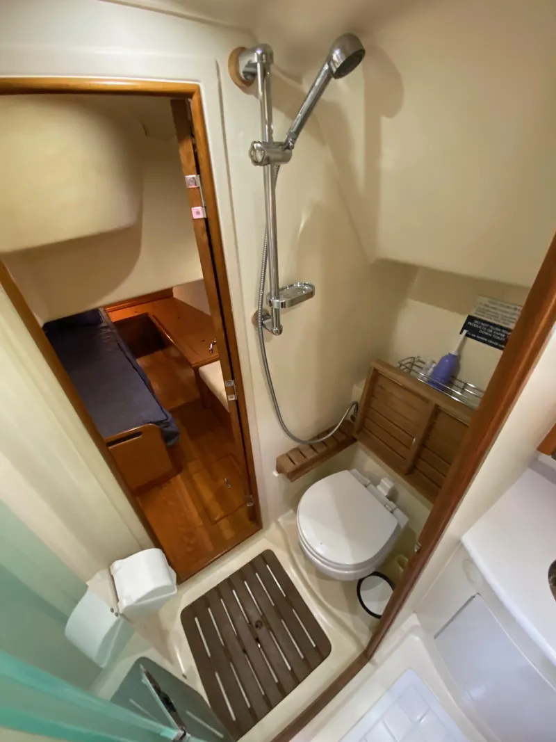 Slide: The Image of Marlow-Hunter Marlow Hunter 40 2014 - 69