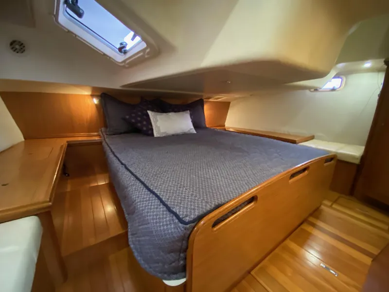 Slide: The Image of Marlow-Hunter Marlow Hunter 40 2014 - 76