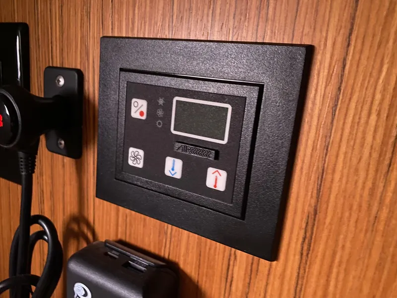 Slide: The Image of Marlow-Hunter Marlow Hunter 40 2014 - 79