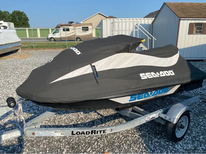Slide: The Image of Sea-Doo GTI SE 155 2018 - 5