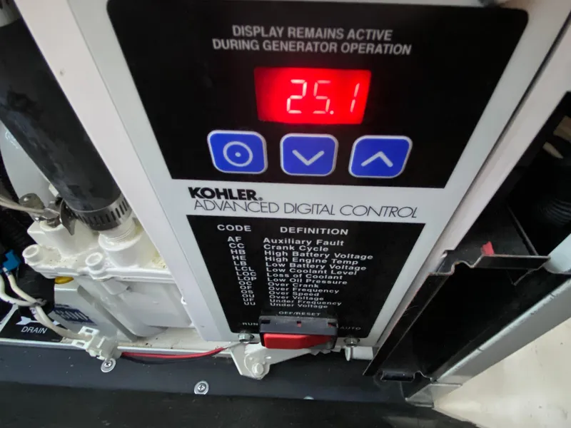 Slide: The Image of Kohler advanced digital control panel on 2006 Chaparral Signature 350 boat. - 40