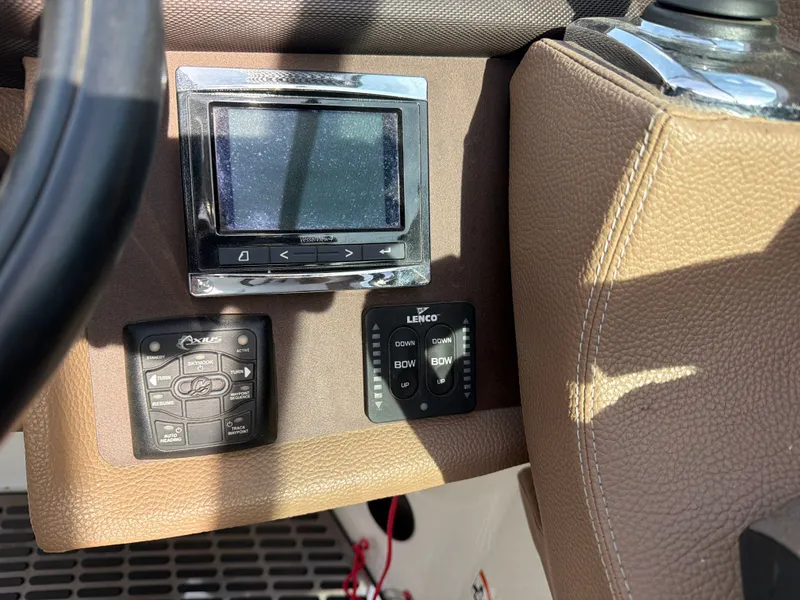 Slide: The Image of Cobalt 302 2015 - 23