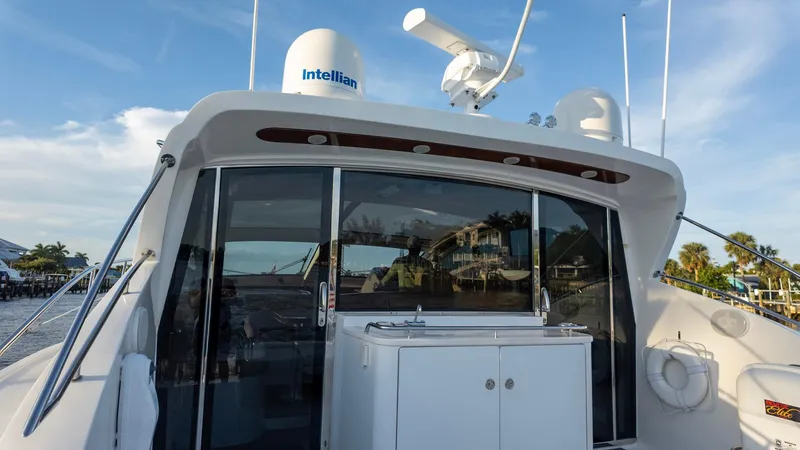 Slide: The Image of Luxury Savannah 54 yacht, 2008 model, featuring sleek design and modern amenities. - 35