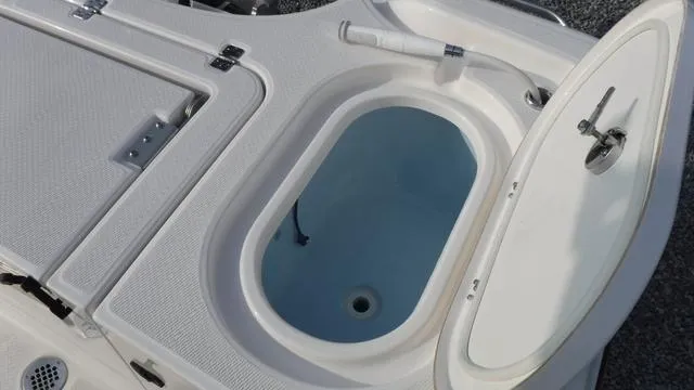 Slide: The Image of Blue Wave 2800 Makaira 2023 - 53