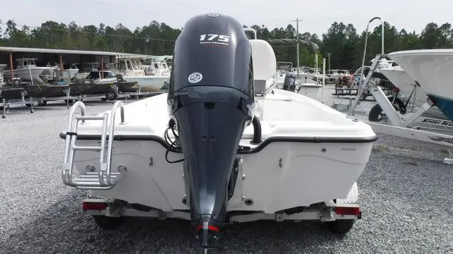 Slide: The Image of Blue Wave 2200 Classic 2023 - 3