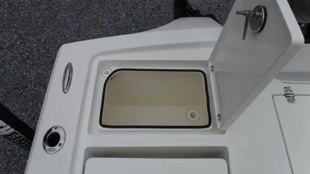 Slide: The Image of Pathfinder 2500 Hybrid 2024 - 10