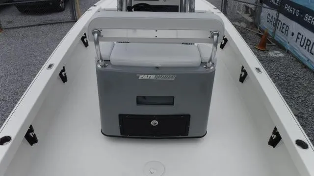 Slide: The Image of Pathfinder 2500 Hybrid 2024 - 13