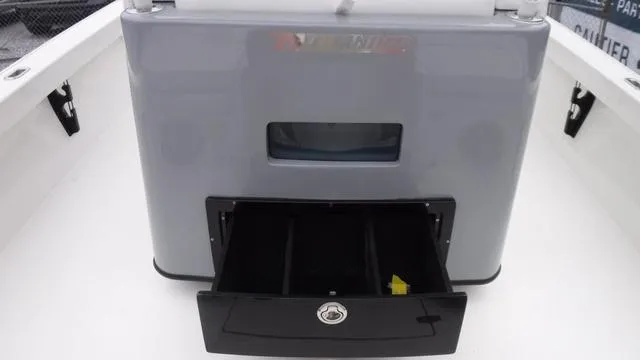 Slide: The Image of Pathfinder 2500 Hybrid 2024 - 14