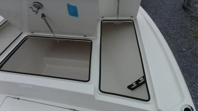 Slide: The Image of Pathfinder 2500 Hybrid 2024 - 22