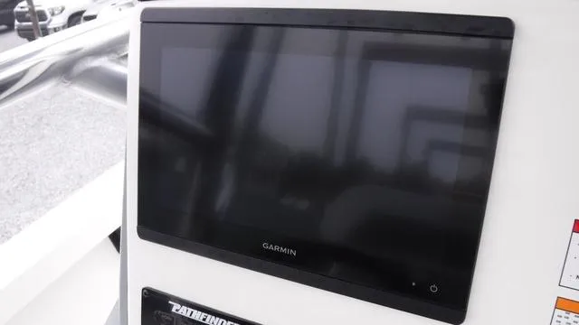 Slide: The Image of Pathfinder 2500 Hybrid 2024 - 32