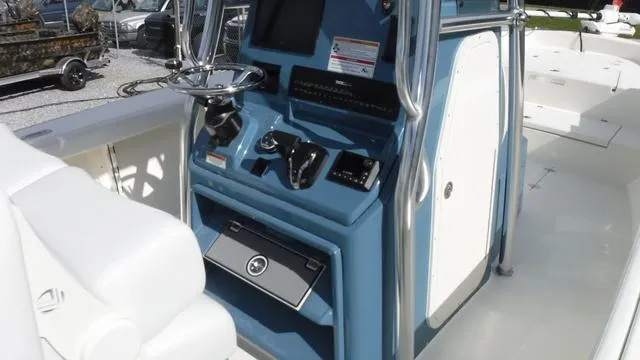 Slide: The Image of Pathfinder 2700 Open 2025 - 17