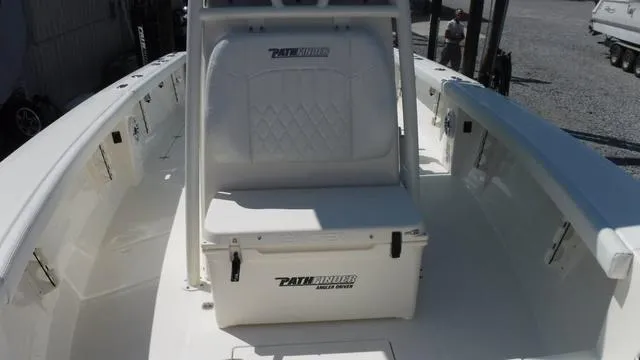 Slide: The Image of Pathfinder 2400 Open 2024 - 11