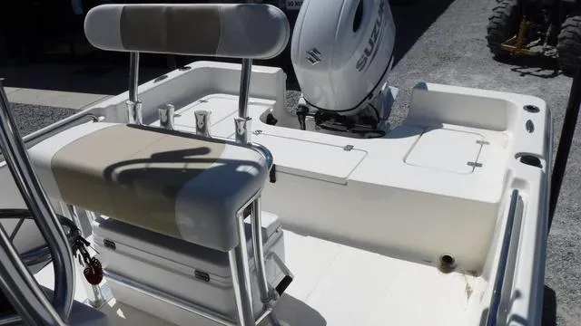 Slide: The Image of 2024 Bulls Bay 2200 boat interior with Suzuki outboard motor. - 15
