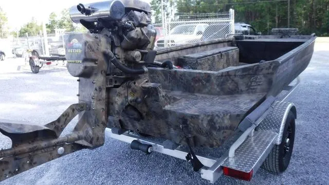 Slide: The Image of Excel Shallow Water F4 1854 F4 Open 2023 - 8