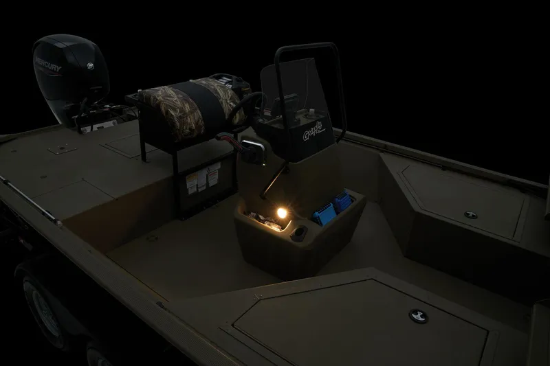 Slide: The Image of Tracker Grizzly 2072 CC Sportsman 2025 - 47